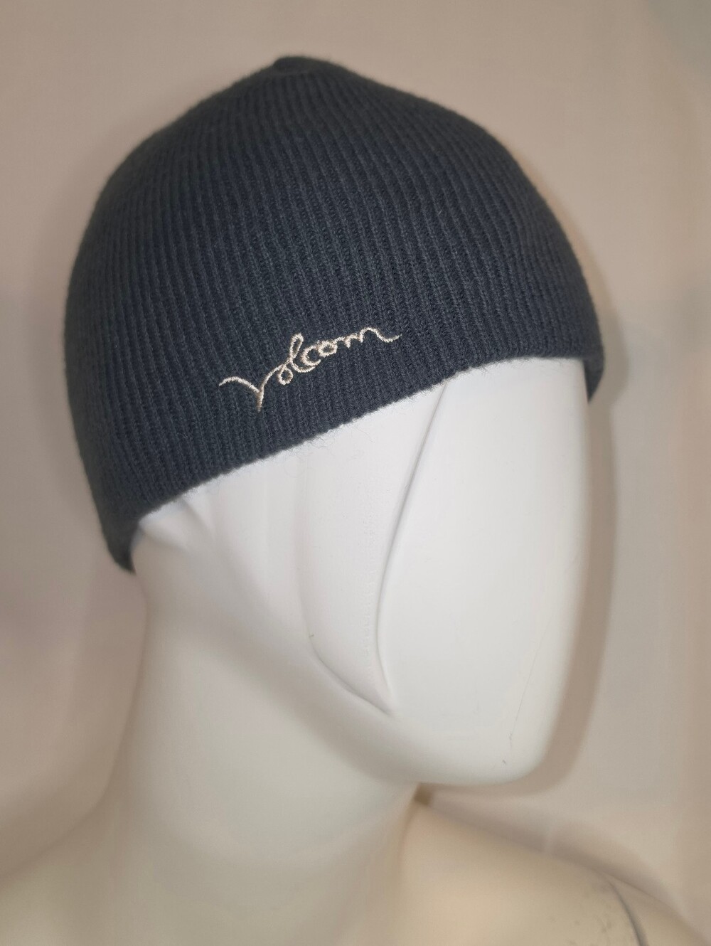 Y2K Volcom Ribbed Beanie Hat - Picture 2 of 6
